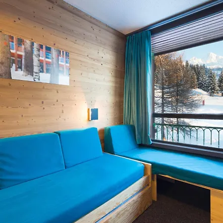 Renove Skis Aux Pieds Avec Balcon Aux Arcs 1800 - Fr-1-346-381 *
